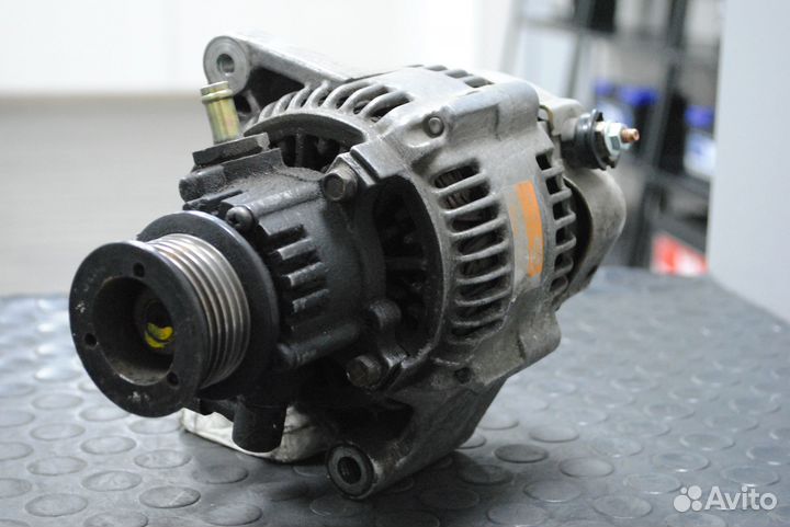 Генератор Land Rover Freelander 2.0 Diesel Di б/у