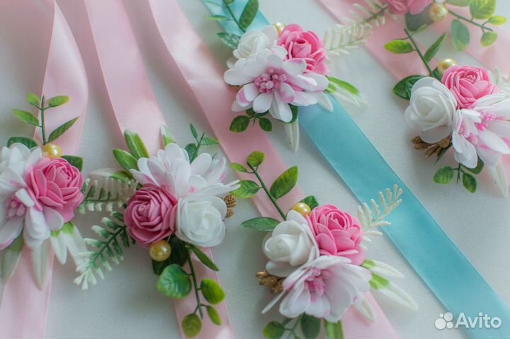 Цветочные браслеты