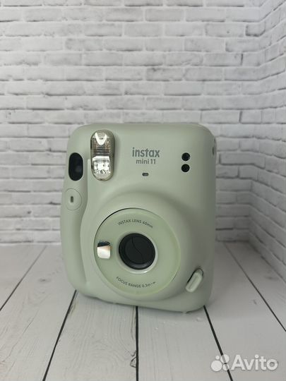Фотоаппарат instax mini 11 green