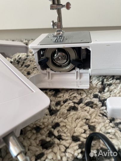 Швейная машина