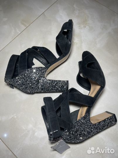 Босоножки новыеminelli