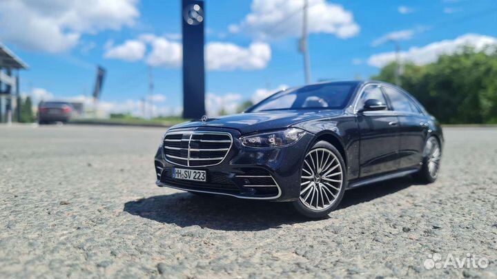 Mercedes-Benz S-Class W223 Onyx Black 2021 1:18