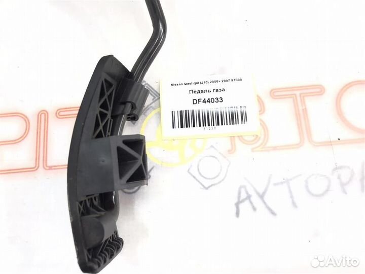 Педаль газа Nissan Qashqai (J10) 2006 - 2010