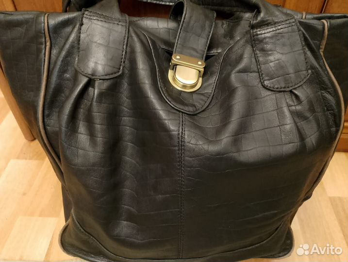Сумки кожаные женские