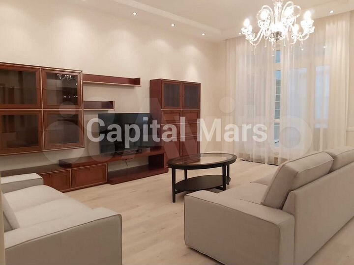 5-к. квартира, 225 м², 2/6 эт.