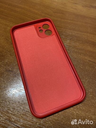 Чехол на iPhone 11