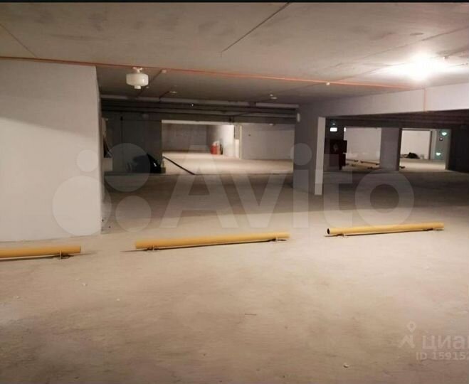 Машиноместо, 13 м²