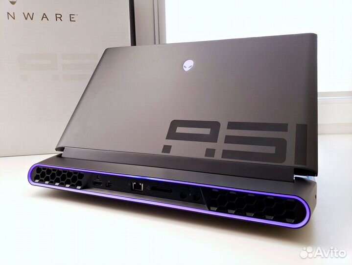 Замена десктопу - Alienware Area 51M