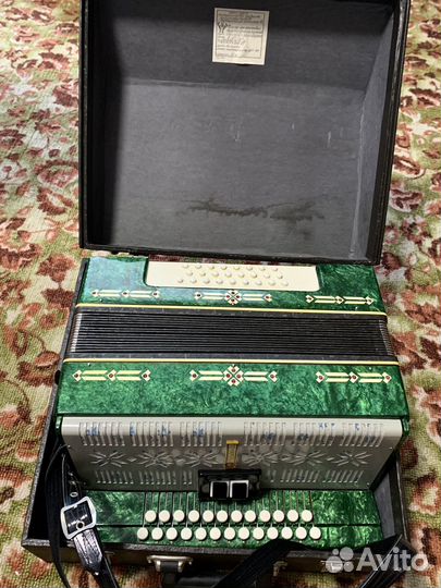 Гармонь Нарач 3