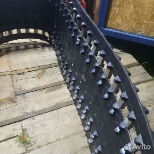 Гусеница снегохода поларис, тайга