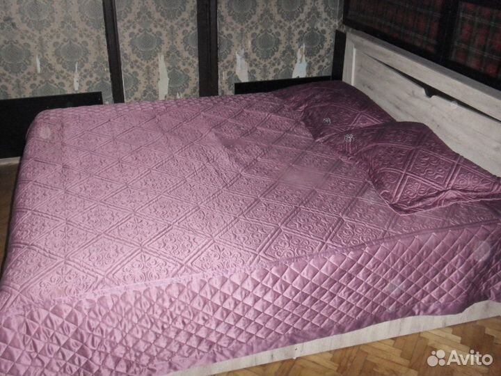 Покрывало и наволочки стеганые 