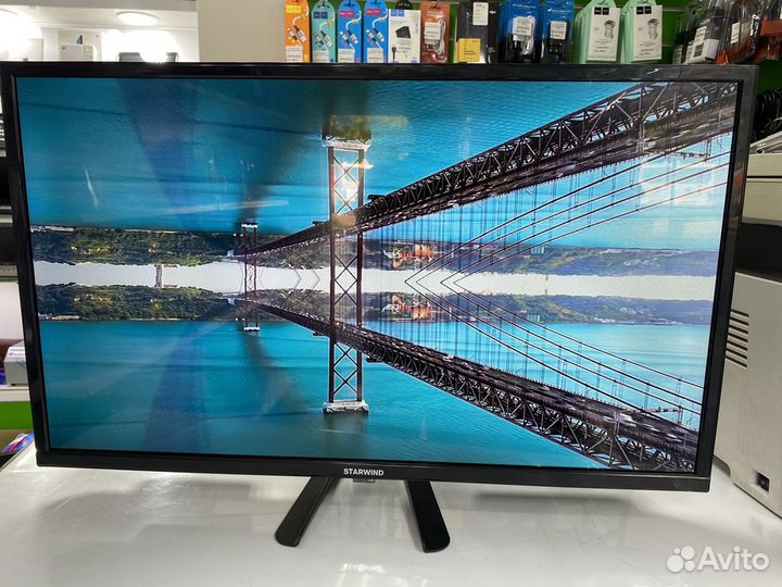 Телевизор Starwind 32 SMART TV SB304