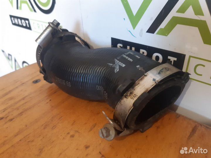 Патрубок интеркулера Audi A4 Avant B7 3.0TDI