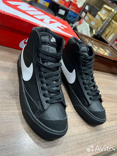 Кроссовки nike blazer