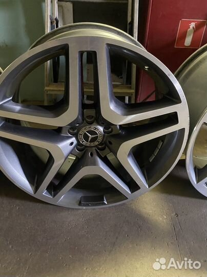 Диски на mercedes r21 (gle)