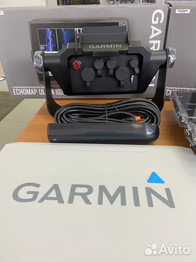 Эхолот Garmin Echomap Ultra 102sv с датчиком GT56