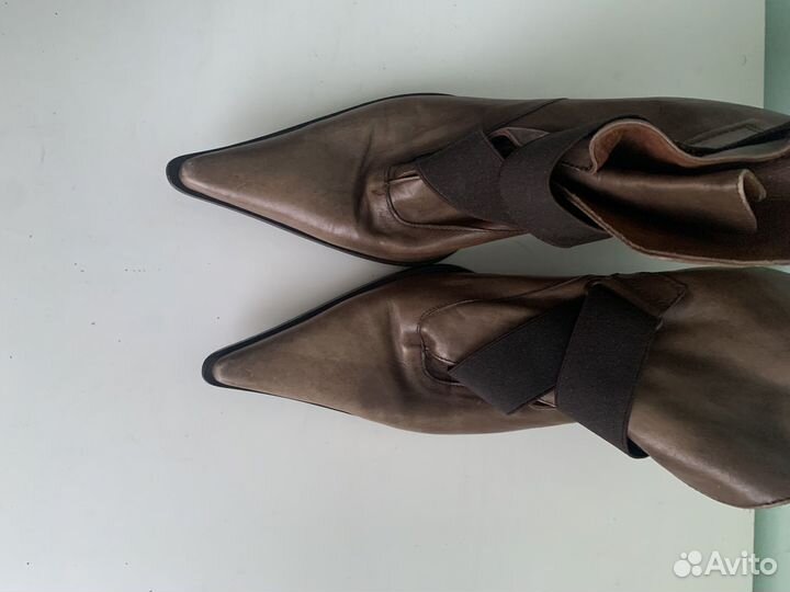 Ботильоны винтаж италия с острым носом