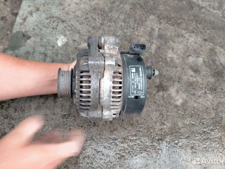 Продам генератор toyota avensis 3s fe