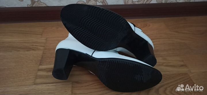 Ботильоны Аскалини 40 р