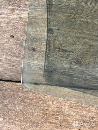 Стекло двери заднее правое Honda Civic 4D 1.8 2006