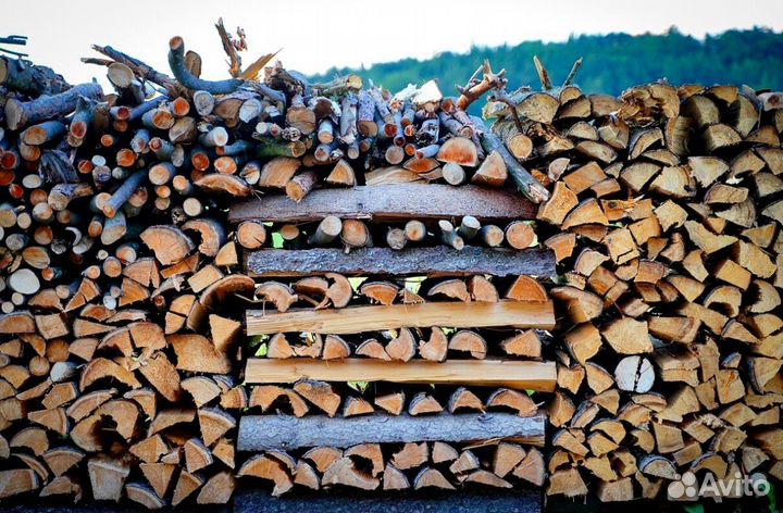 Дрова рядом