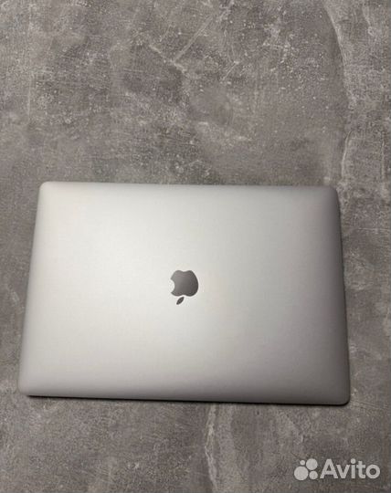 Macbook pro 15 2018 1tb