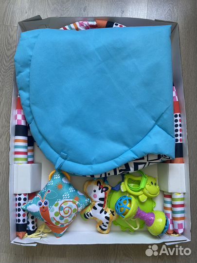 Развивающий коврик для новорожденных