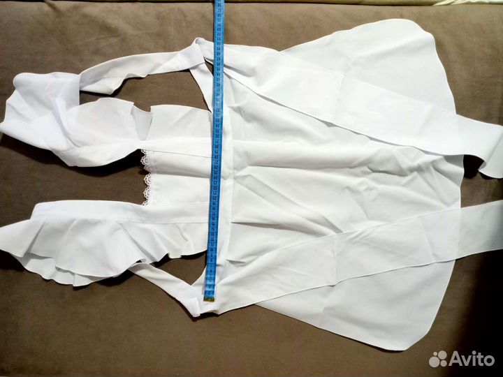 Белый школьный фартук