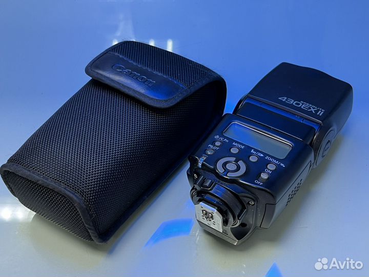 Вспышка Canon Speedlite 430EX II