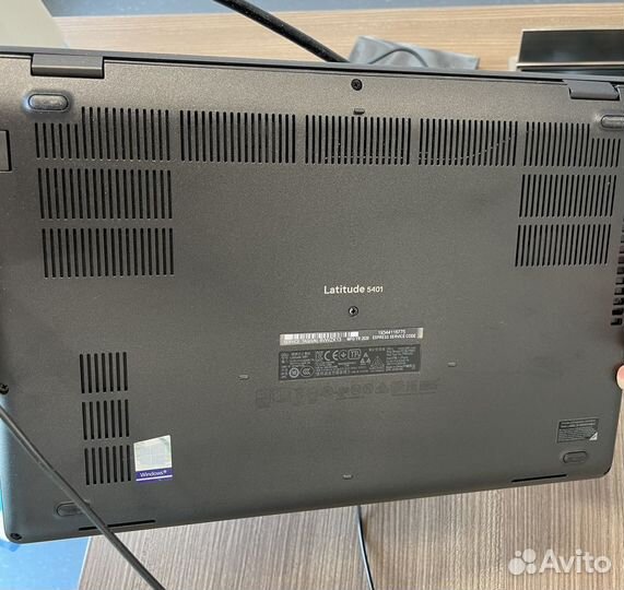 Ноутбук dell latitude 5401