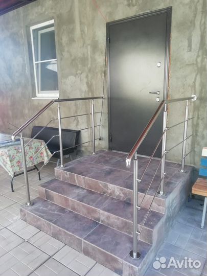 Перила для крыльца из нержавейки