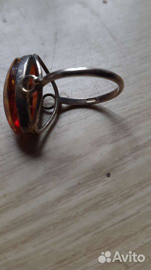 Серебряное кольцо
