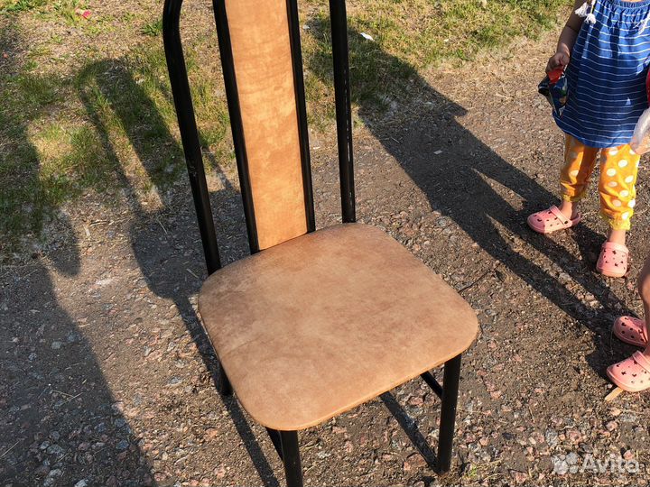 Продам стулья бу