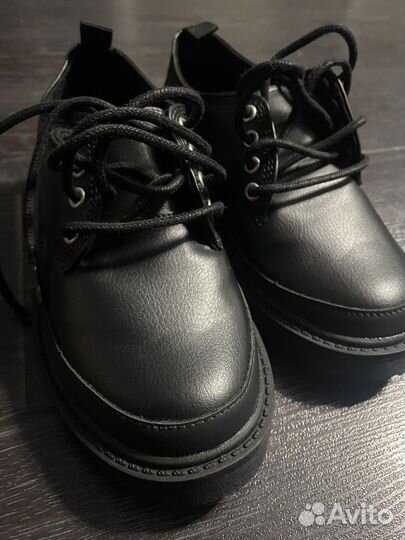 Ботинки туфли zara