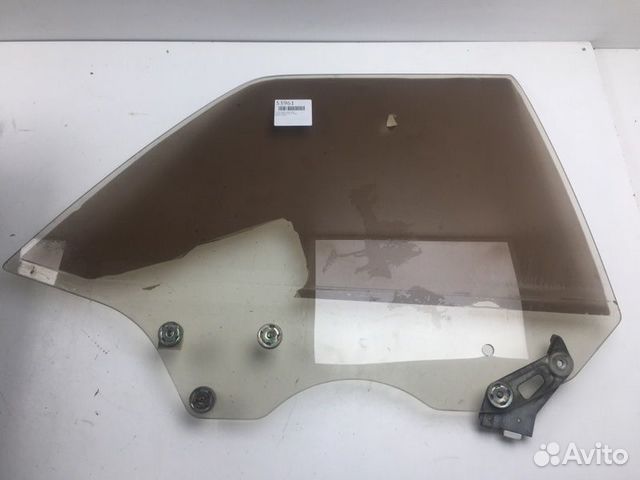 Стекло двери заднее правое Toyota Vista SV20 1SI