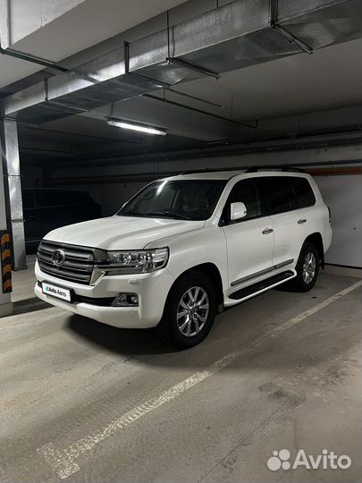 Toyota Land Cruiser 4.5 AT, 2016, 61 000 км