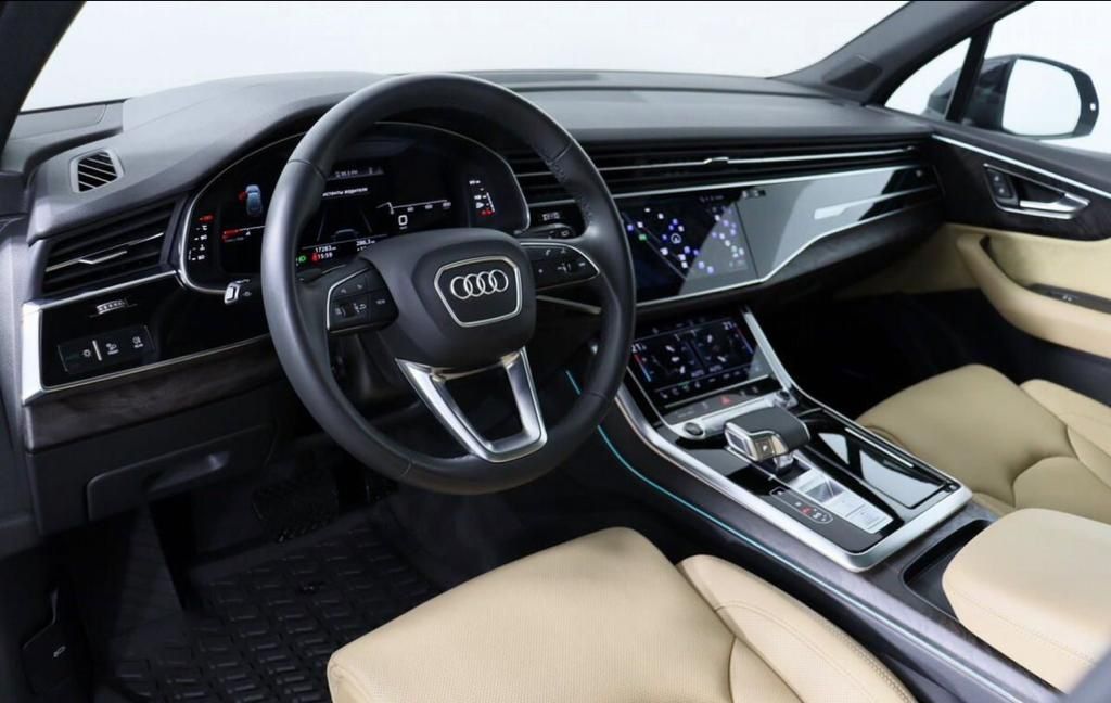 Audi Q7: фото владельца