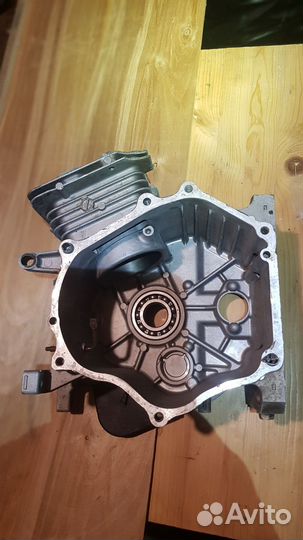 Картер двигателя Subaru ex27