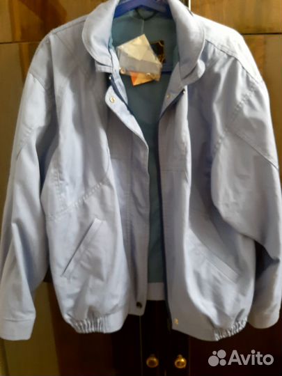 Женская ветровка