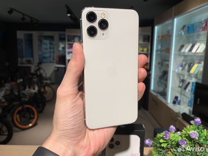 iPhone 11 Pro, 256 ГБ