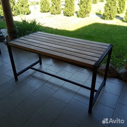 Садовый стол в стиле лофт