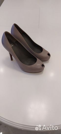 Stuart Weitzman Туфли 37р (Оригинал), серый цвет