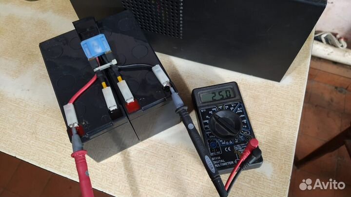 Ибп APC Smart-UPS 750