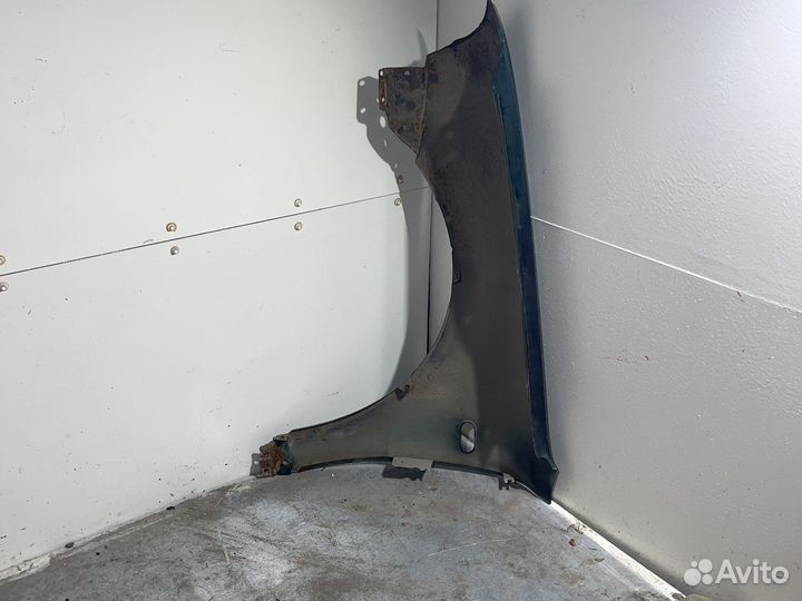 Крыло переднее правое vw passat B5+