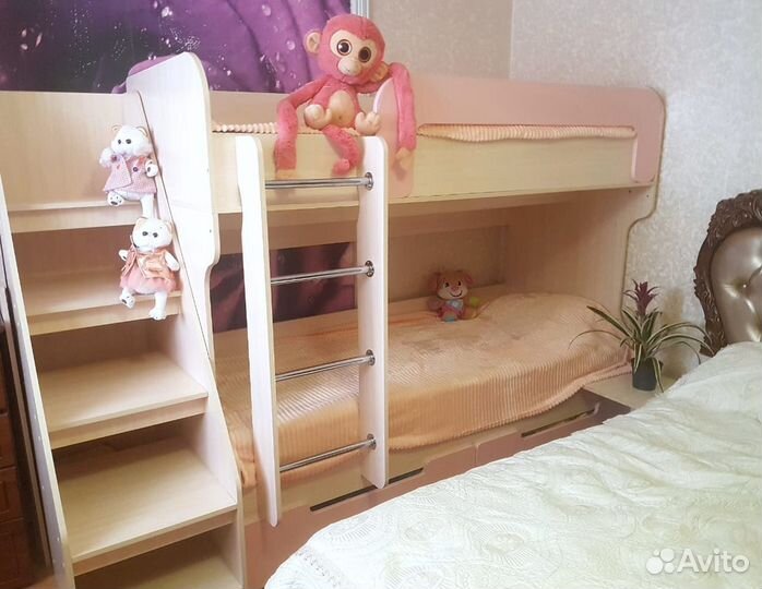 Детская двухярусная кровать