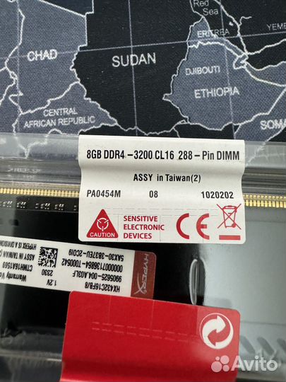 Оперативная память DDR4 16GB Kingston fury новая