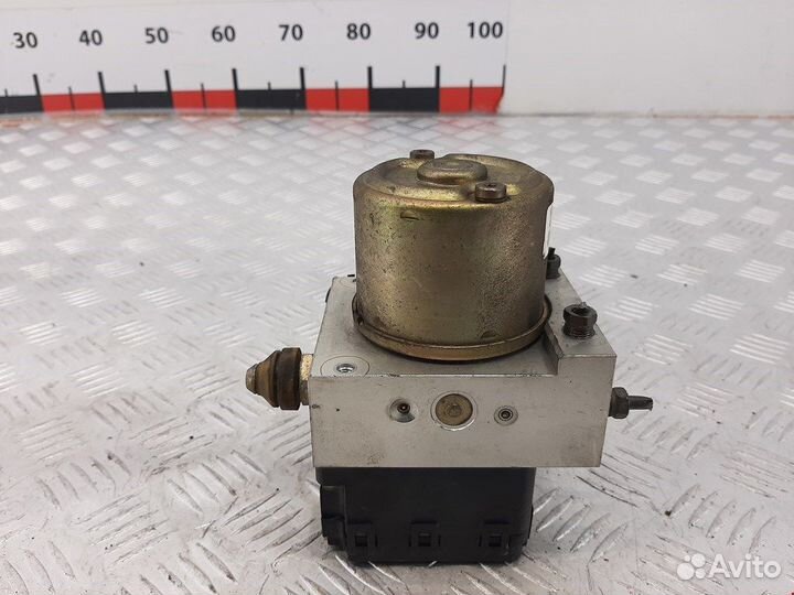 Блок ABS для Mitsubishi Space Wagon 3 MR289380