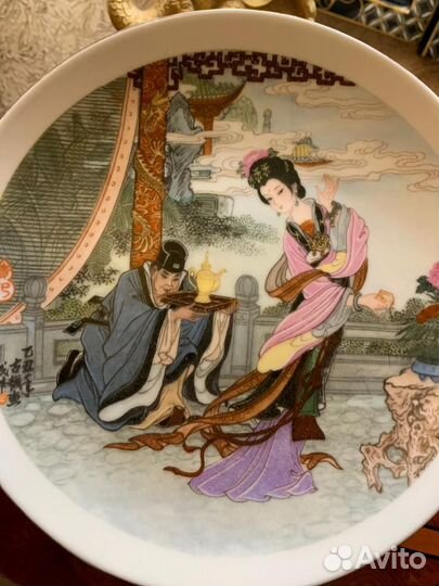 Китайские коллекционные фарфоровые тарелки