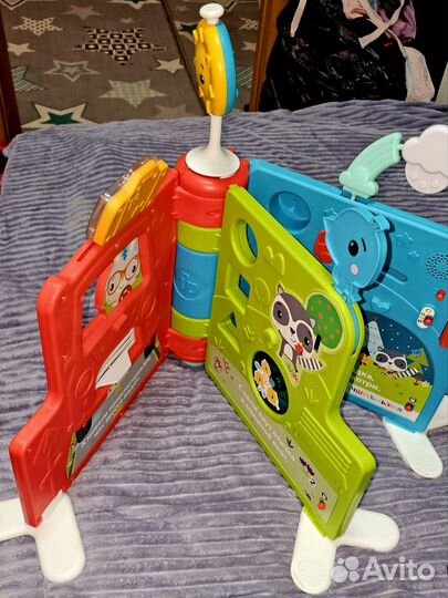 Позновательная книга фирмы Fisher price