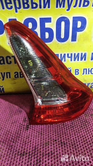 Фонарь задний правый Citroen C4